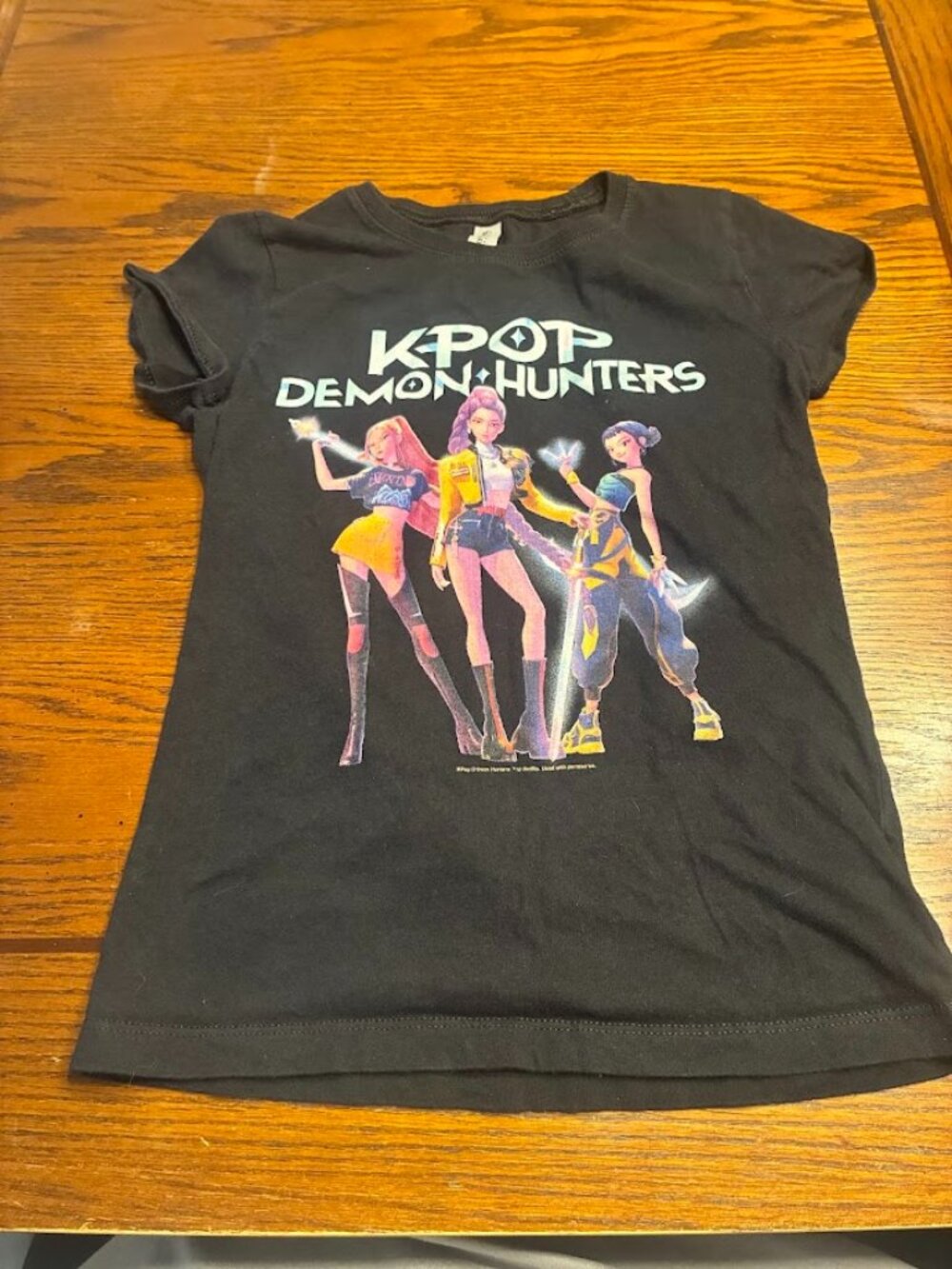 KPOP Demon Hunters Black T-Shirt - Girls Size L 10/12